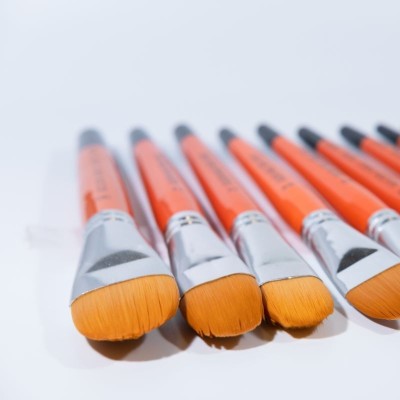 GOLDEN SABLE BRUSHES