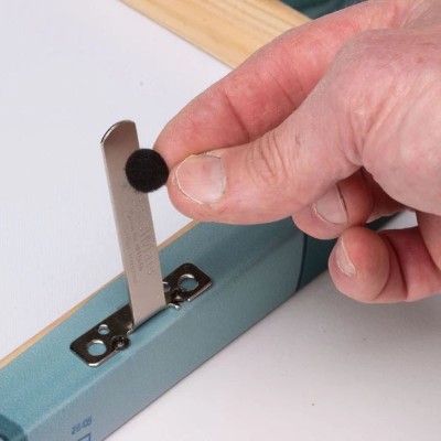 PEZINHO METÁLICO EASEL MATE™ PRETO