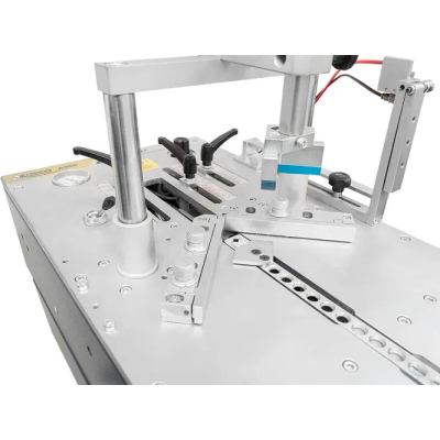 ALPHA U300P ASSEMBLING MACHINE